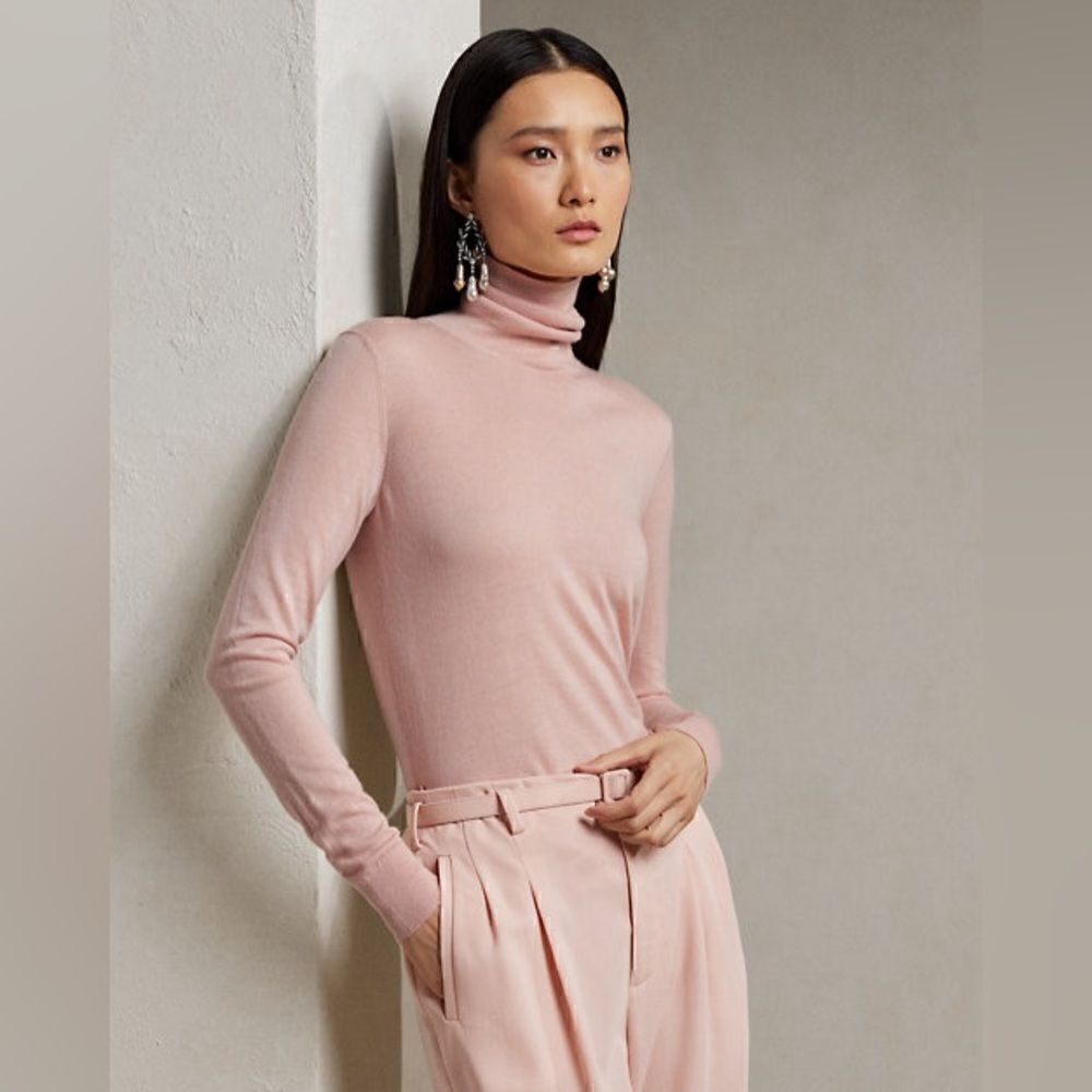 Ralph Lauren Collection Summer Pink Italian Mulberry Silk Turtleneck Sweater